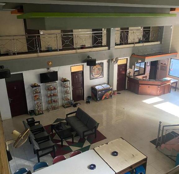 هتل Surya Abadi Guest House Syariah