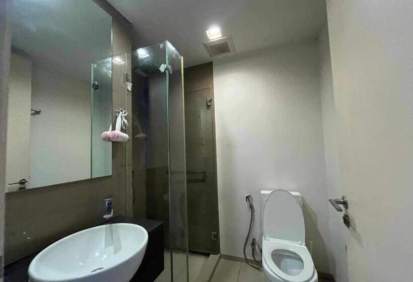 Hotelli Unixx Pattaya Walking Street