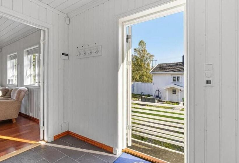 膳宿费 Beautiful House In Risør