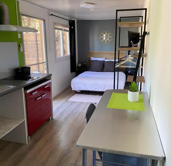 ペンション Studio Indépendant Proche Aix En Provence Avec Jacuzzi