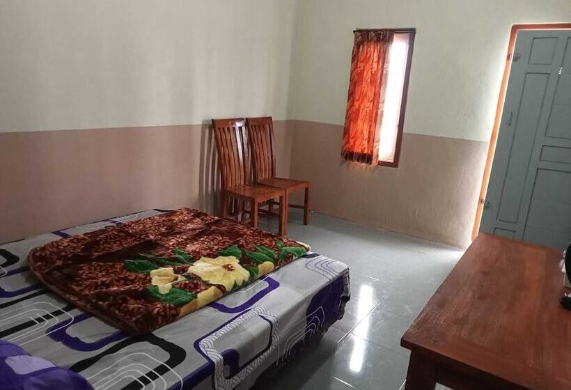 ペンション Tengger Indah Seruni Bromo