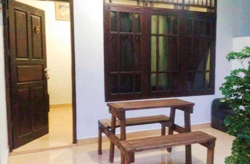 هاستل Penginapan Najwa Indah