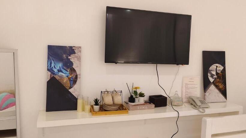مبيت وإفطار Casa Luna Guesthouse Tagaytay