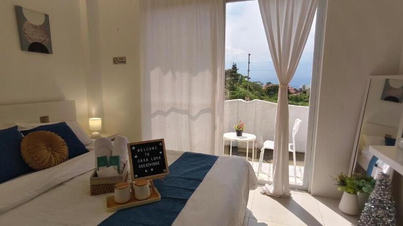 مبيت وإفطار Casa Luna Guesthouse Tagaytay
