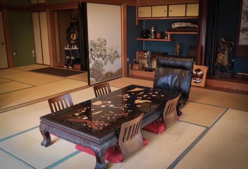 민박 Samurai House As Seen In Movies And Dramas And Samurai Manner Tea House