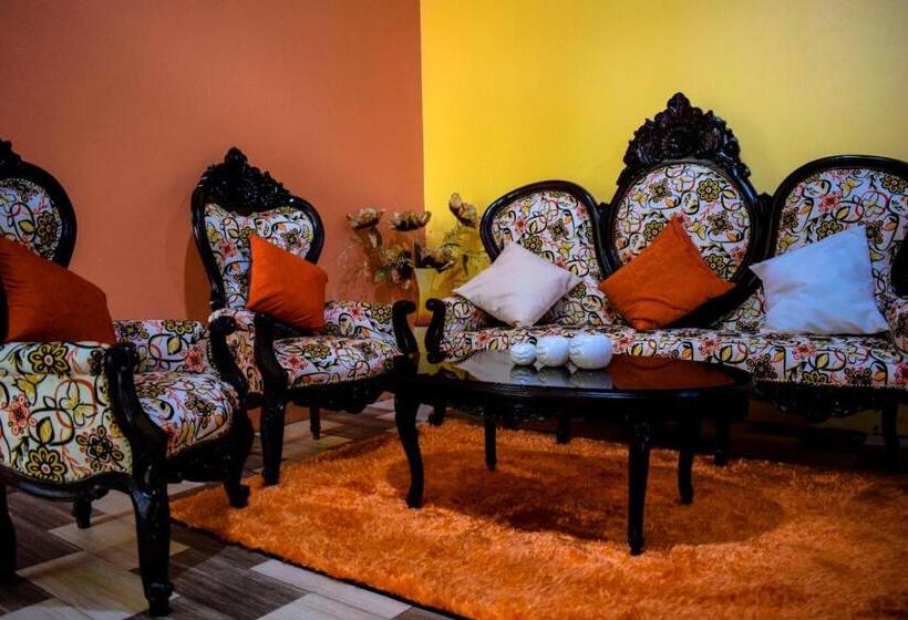 هتل Cabañas Horeb