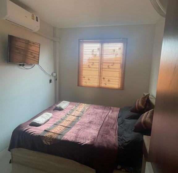 Ilin Hostel Pattaya