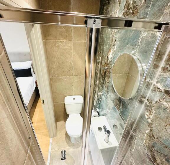 펜션 Lovely En Suite, Top Location In London