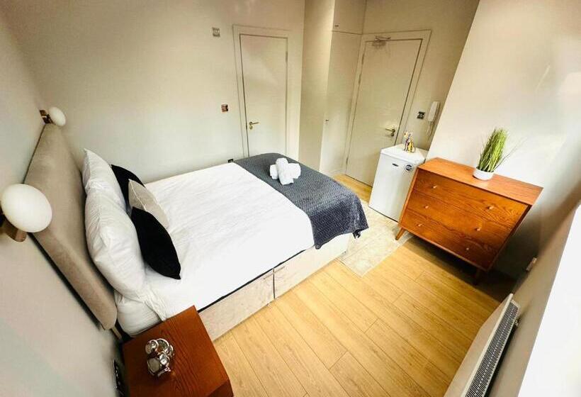 펜션 Lovely En Suite, Top Location In London