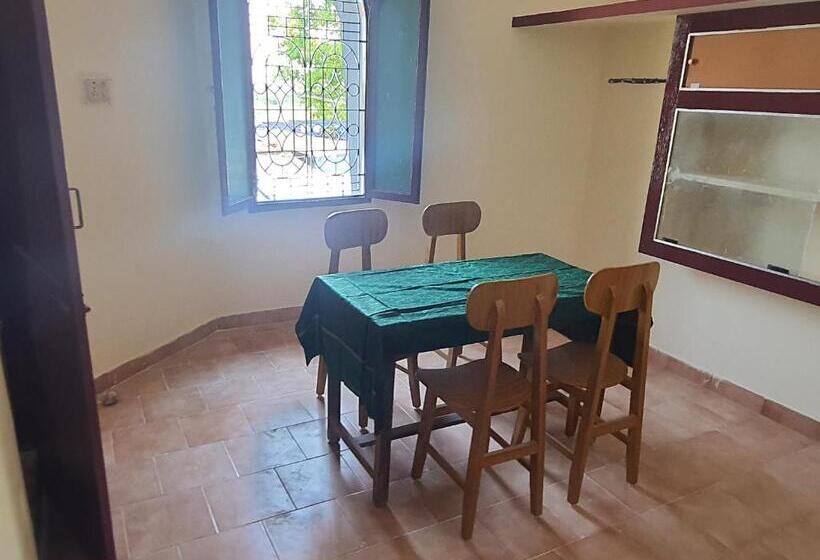 פנסיון Paul S Cottage
