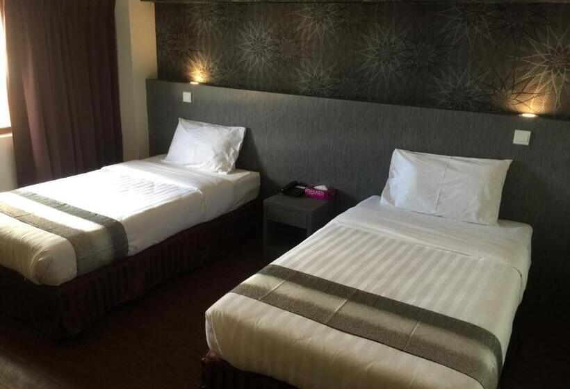 Check Inn Hotel Tawau