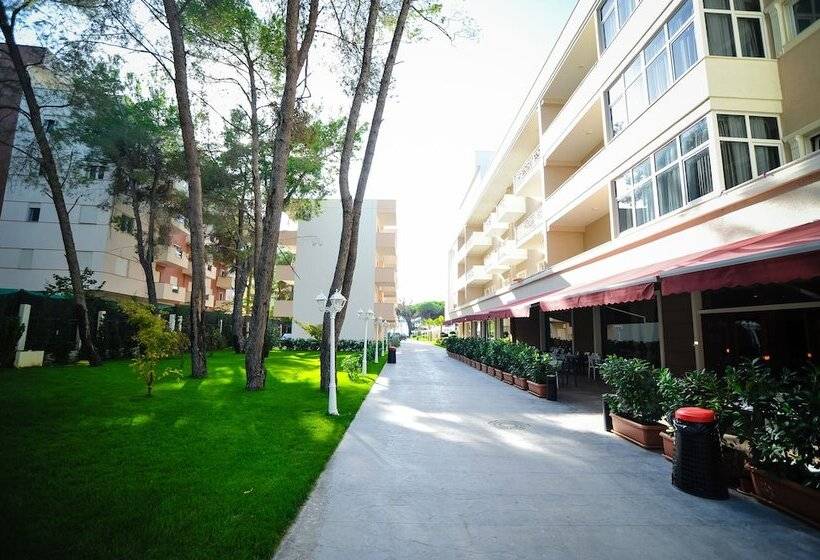 Sandy Beach Resort