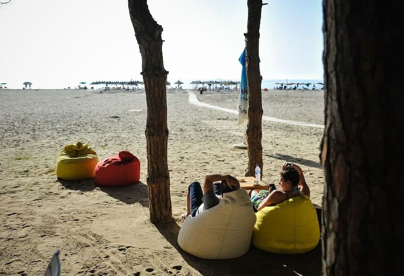 Sandy Beach Resort