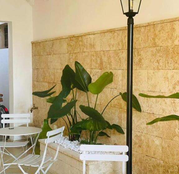 مبيت وإفطار La Corte Nel Vico