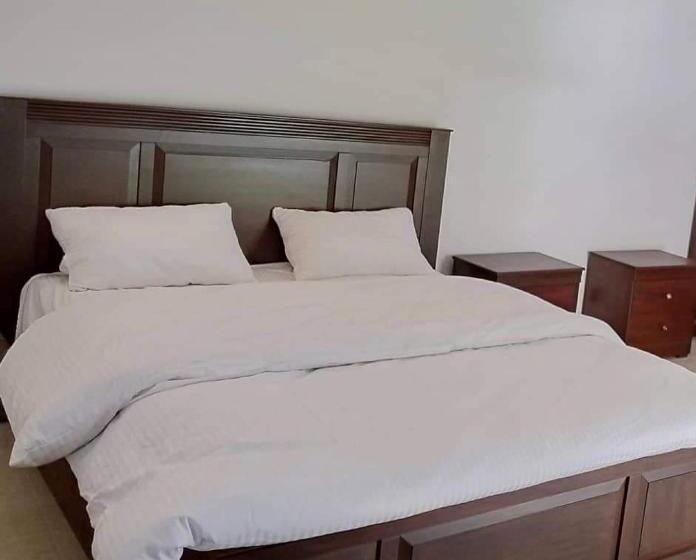 فندق Knights Inn Droshp