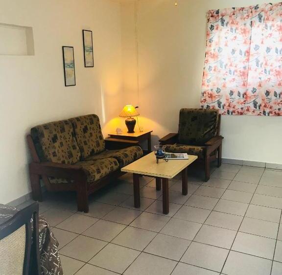 مُتل Fun In The Sun Apartments
