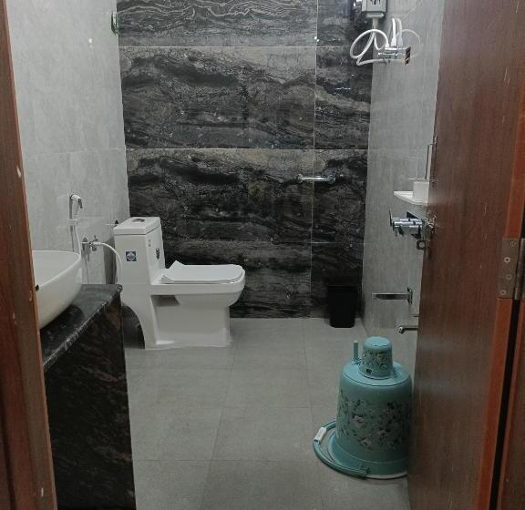膳宿费 Hampi Travellers Guest House