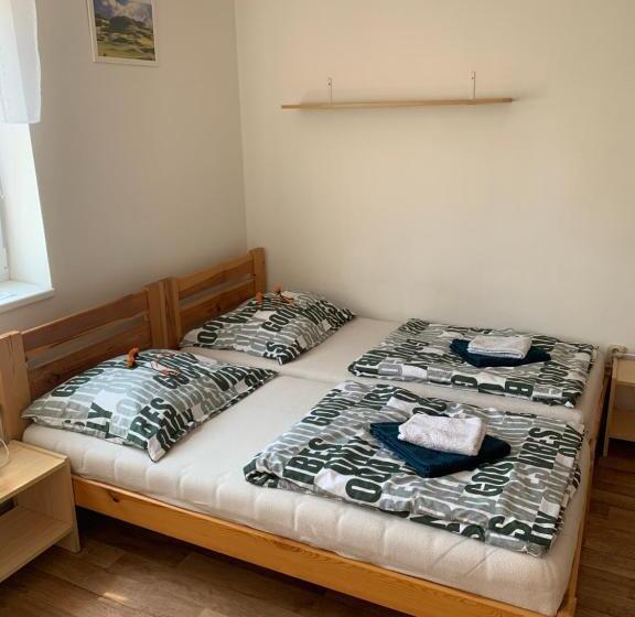 膳宿费 Penzion Na Potoce