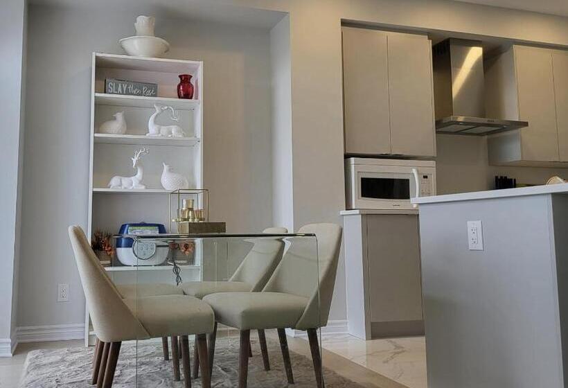 مبيت وإفطار Light House Close To Downtown