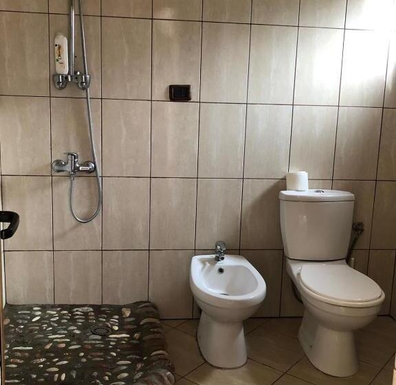 تختخواب و صبحانه Restaurant Kalaja