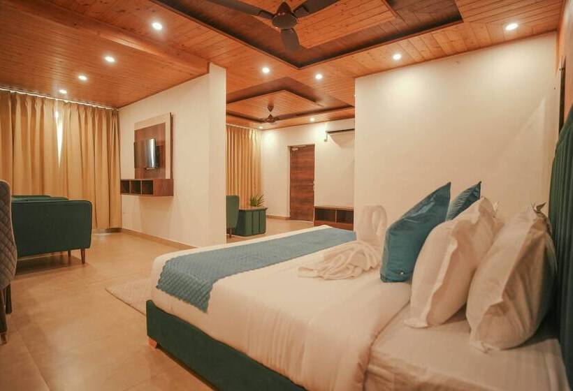 فندق Tapovan Resorts
