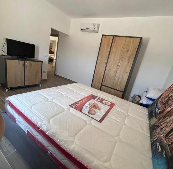 بنسيون Ama Rooftop Apartments