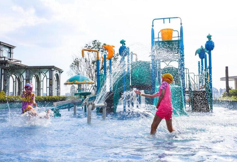 长沙融创施柏阁酒店