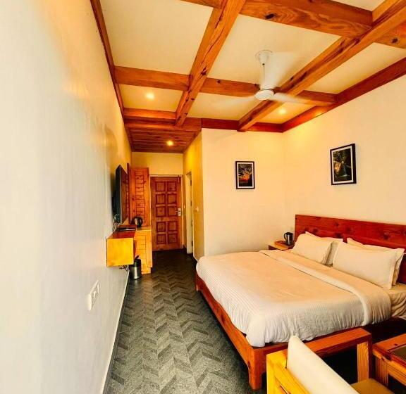 ホテル Dwaper Palace Near Mall Road With Parking