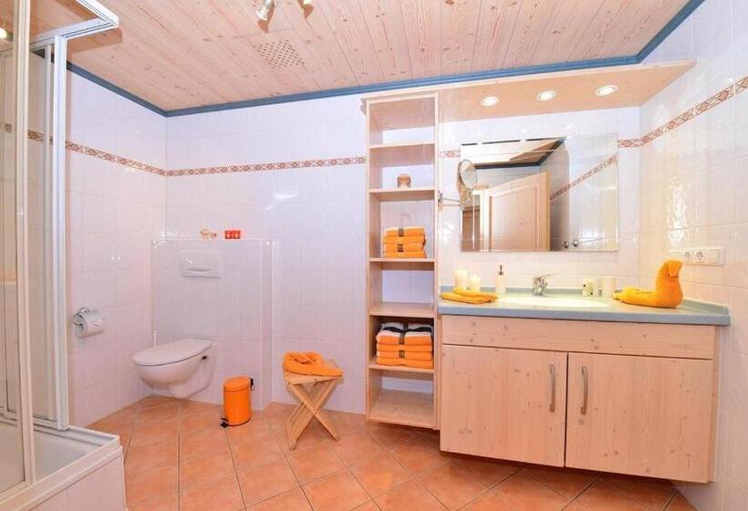 هتل Ferienwohnung Bei Hauber S