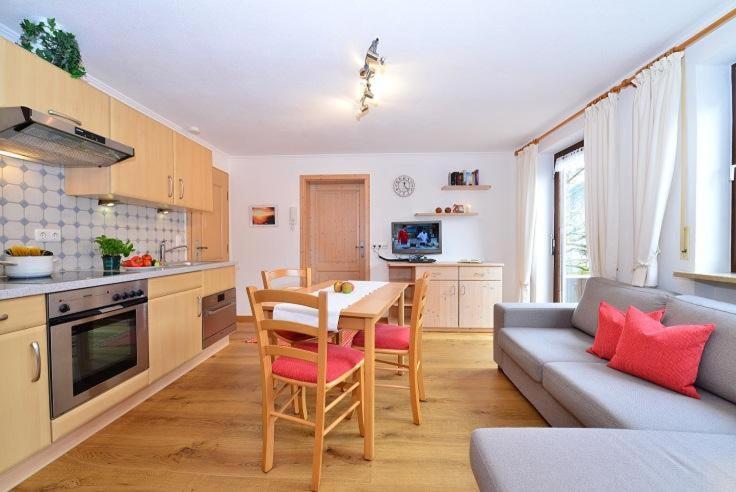 هتل Ferienwohnung Bei Hauber S