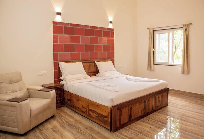 ホテル Neervana Resort