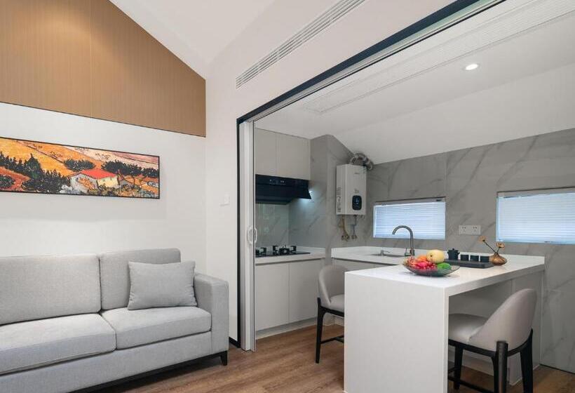 Hotel Poltton International All Suite Apartment   Wuhan High Speed Railway Station West Square