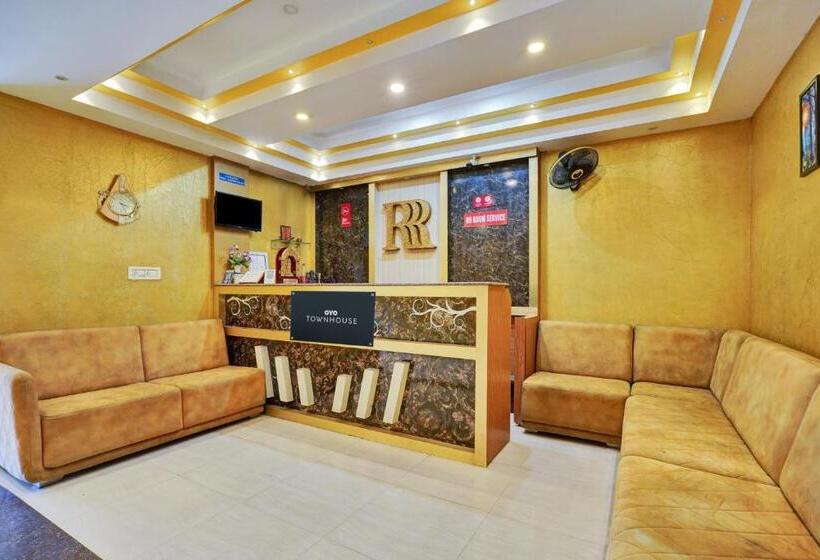 בית מלון כפרי Super Collection O Kushal Nagar Near Ksrtc Bus Stand Formerly Rr Residency