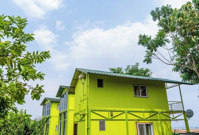 호텔 The Riverine Stay By Igatpuri