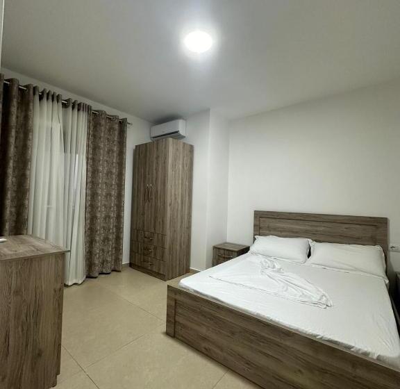 پانسیون Apartments In Zaharia Residence