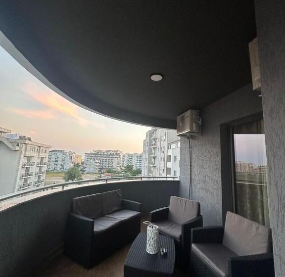 پانسیون Apartments In Zaharia Residence