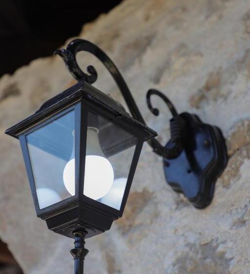 پانسیون The House Of Dollma , Inside Kruja Castle