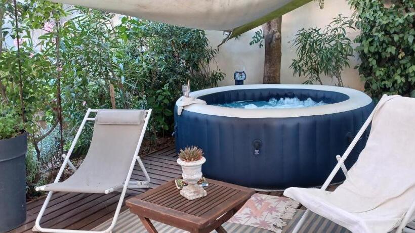 پانسیون Villa Benvengudo