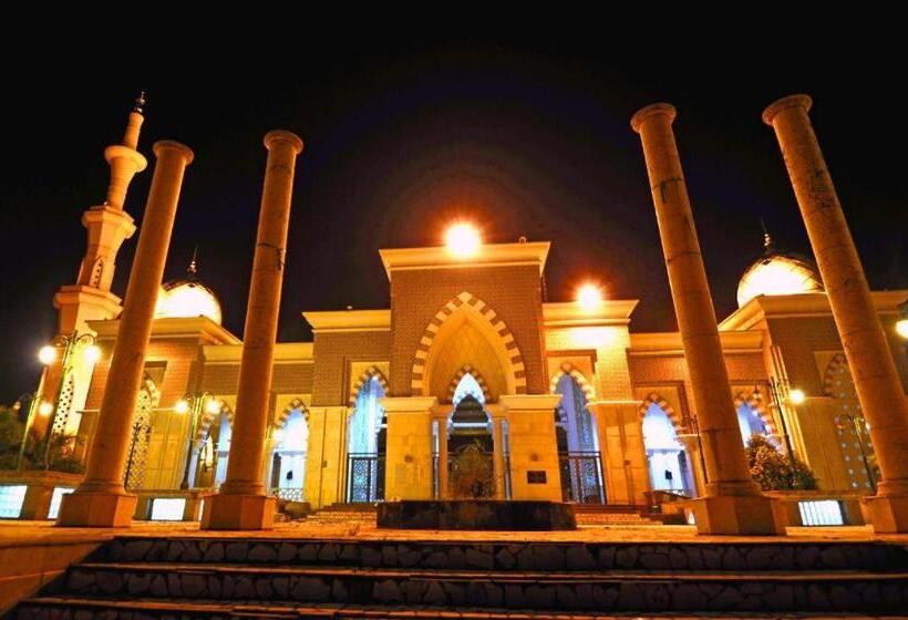 هتل Reddoorz @ Homestay Madu Makassar