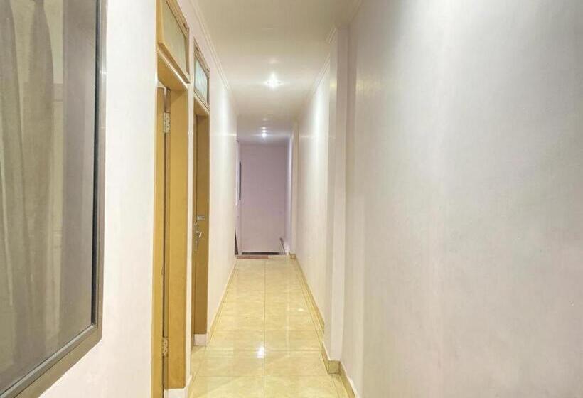 هتل Reddoorz @ Homestay Madu Makassar