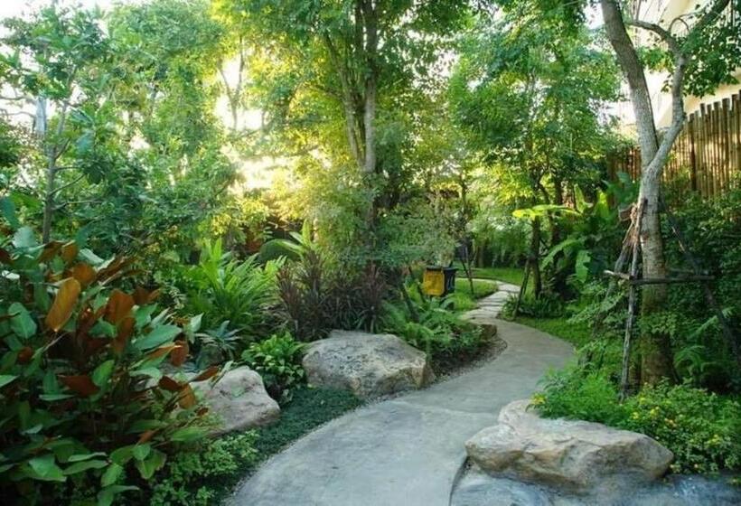 酒店 The Secret Garden Maesot