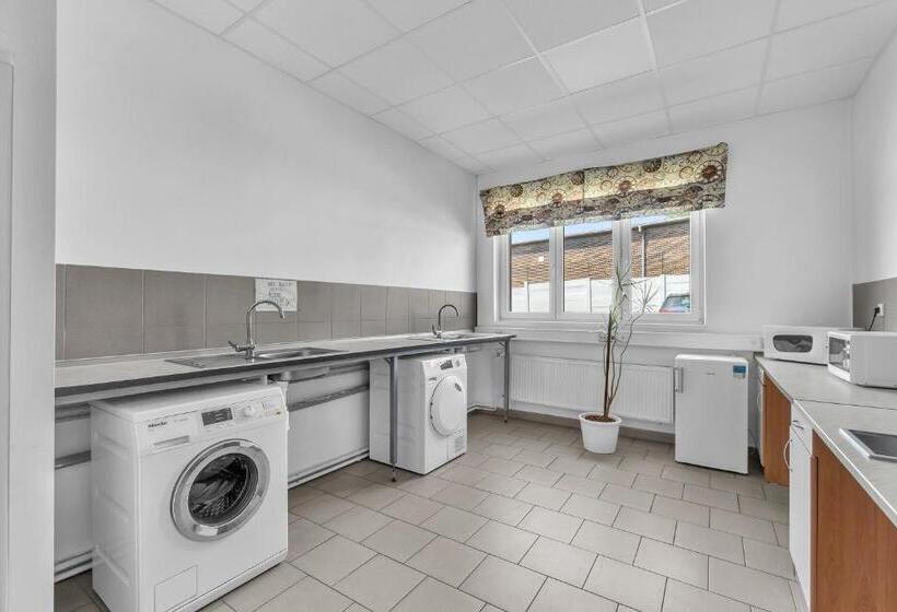 پانسیون Apartmány A Ubytování Přemyslova, Hradec Králové