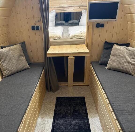 膳宿费 Elbcampingfass Sächsische Schweiz In Pirna