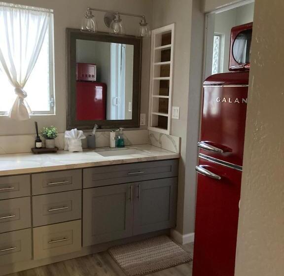بنسيون Sunset Shores   Unit B Kaiupoho
