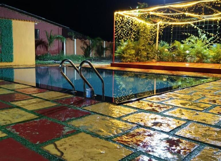 منتجع Sun And Moon Farmhouse Salvad
