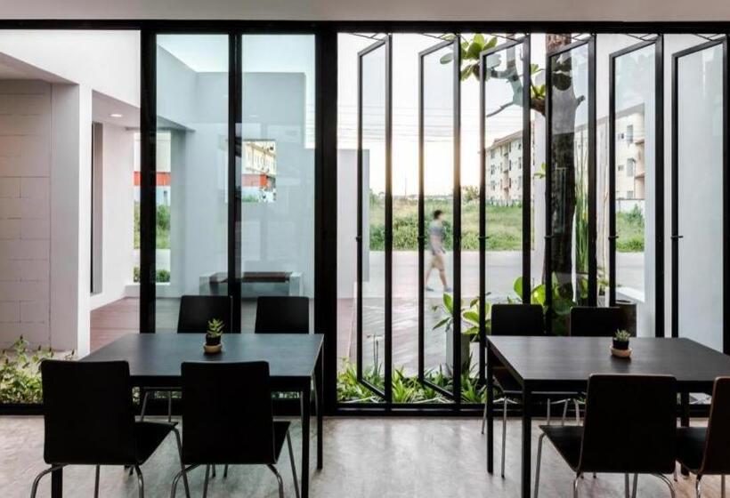 בית מלון כפרי Narita@amata