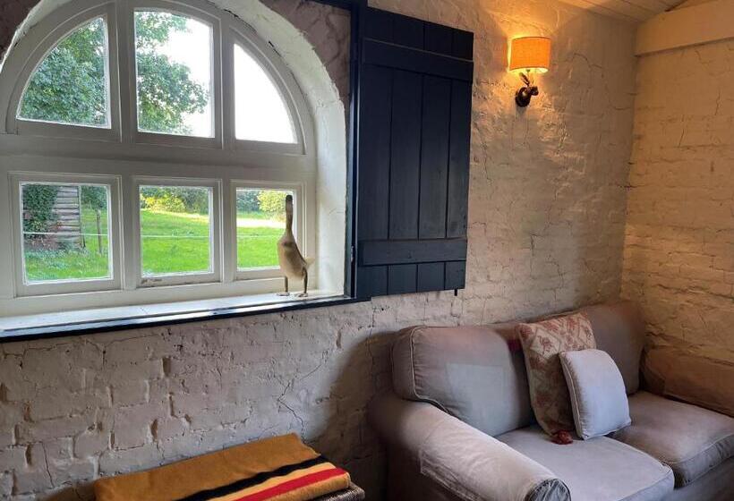 مبيت وإفطار Highfield Farm