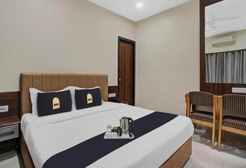 Hotel Raajpath, Vadodara