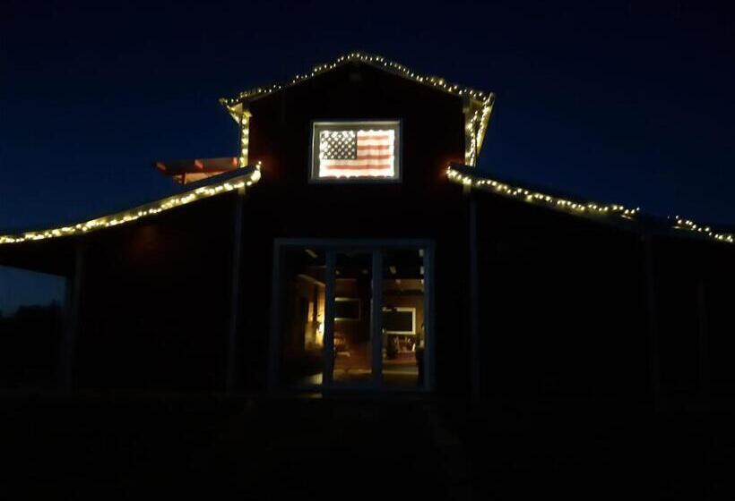 펜션 Red Cedar Ranch