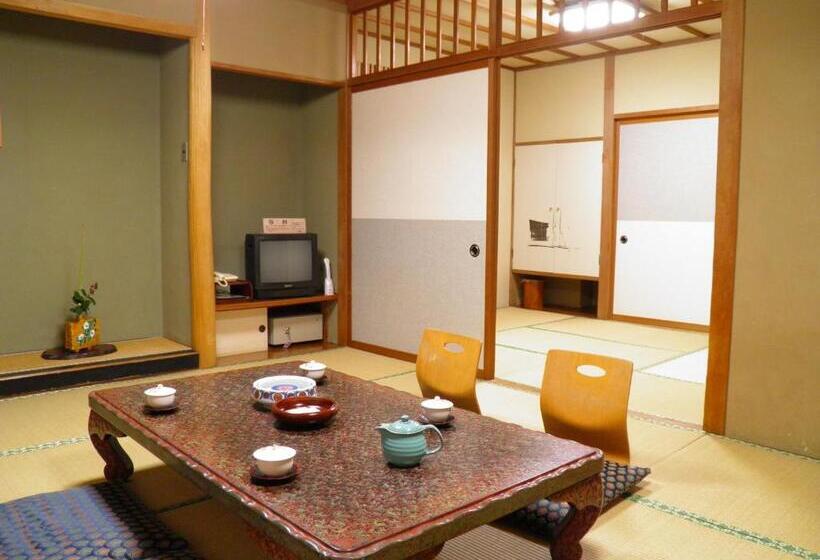 Ryokan 旬樹庵 菊水